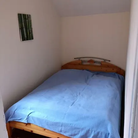 Eden Peene Apartment *